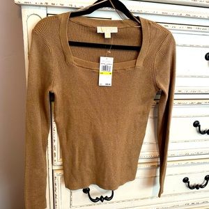 Long sleeve Michael lots top